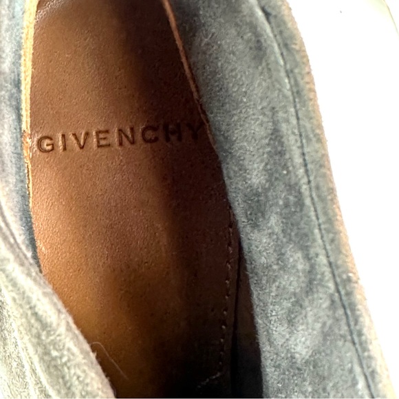 Givenchy Women’s Heels Fetish Tstrap Ankle Booties Gray Suede Size: 5.5 - Picture 14 of 16